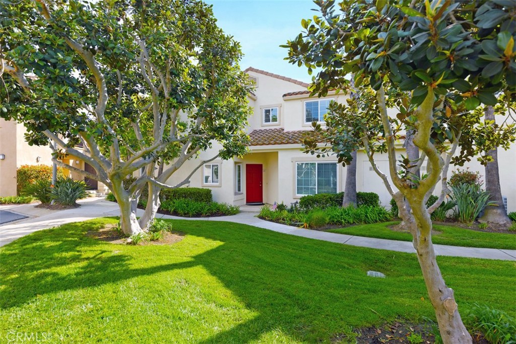 160 Chandon Property Photo 3