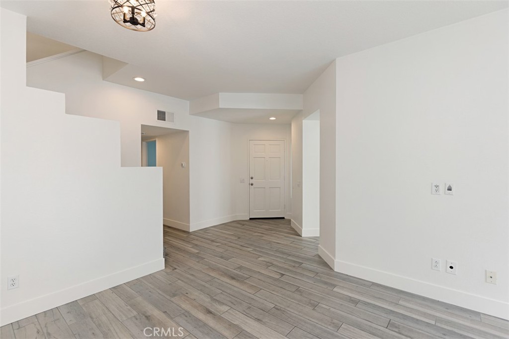 160 Chandon Property Photo 8