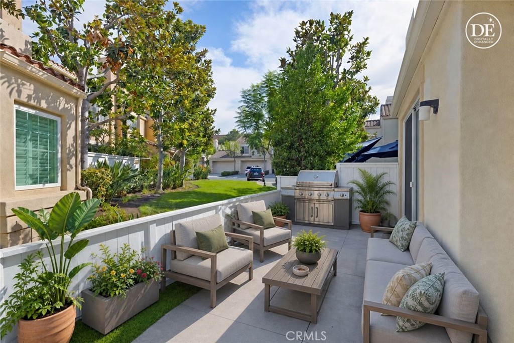 160 Chandon Property Photo 31