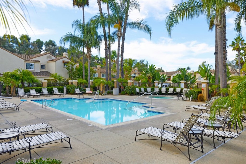 160 Chandon Property Photo 37