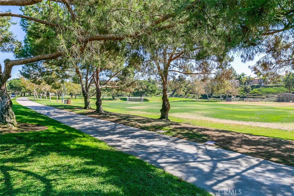 160 Chandon Property Photo 45