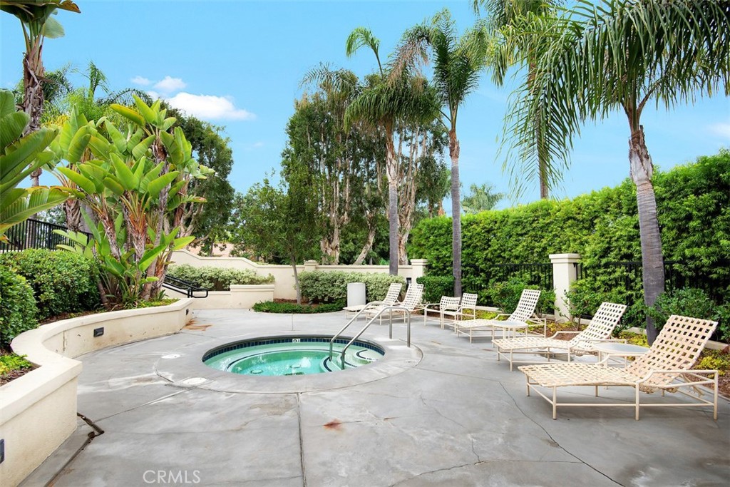 160 Chandon Property Photo 68