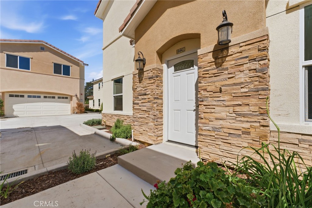 1220 S San Antonio Avenue Property Photo 1