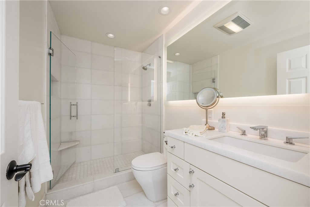 2 Maritime Drive Property Photo 25