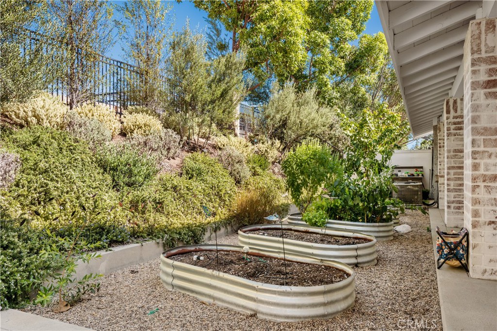 2 Maritime Drive Property Photo 27
