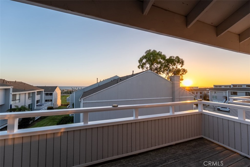 207 Columbia Property Photo 44