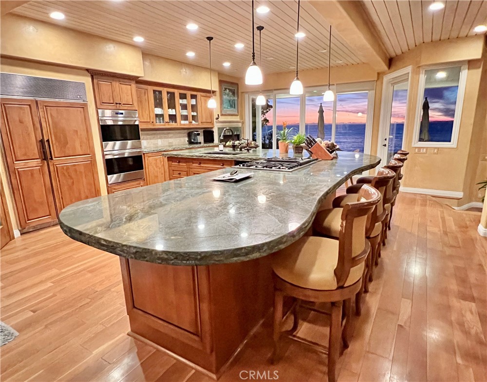 1137 Marine Drive Property Photo 12
