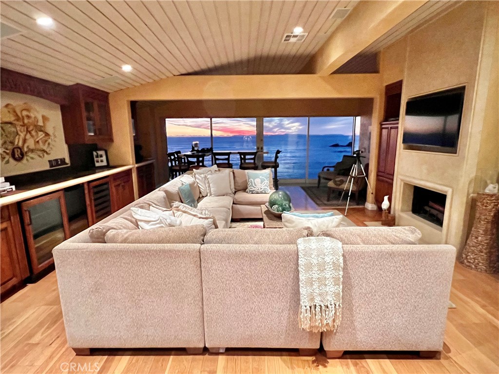 1137 Marine Drive Property Photo 17
