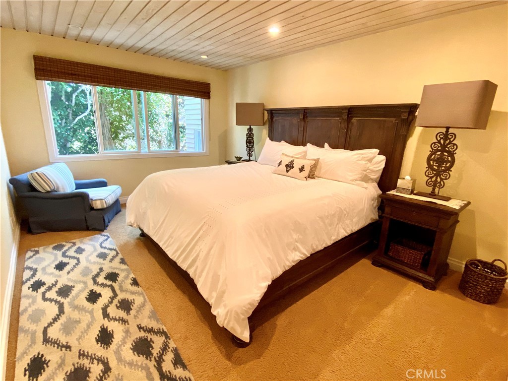 1137 Marine Drive Property Photo 21