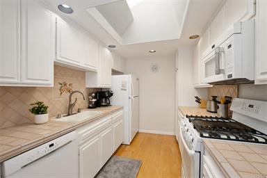 9 N Encino Property Photo 5