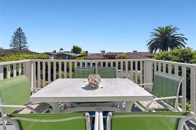 9 N Encino Property Photo 16