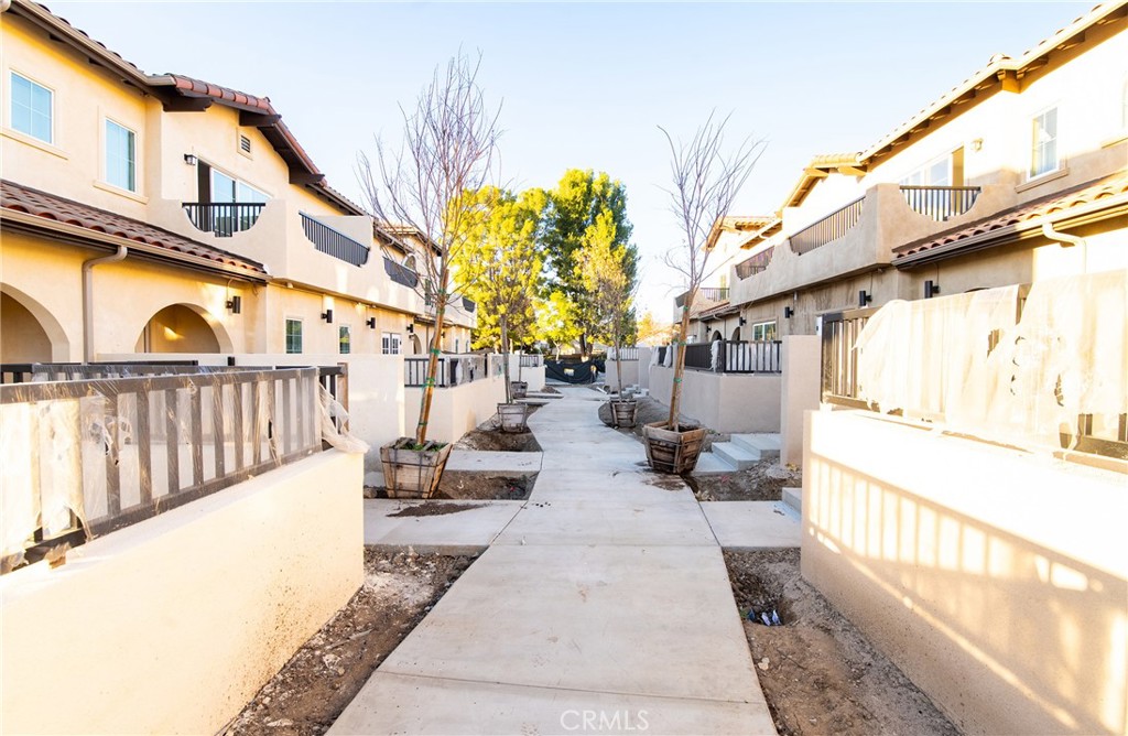 5502 E Los Angeles Avenue 4 Property Photo 6