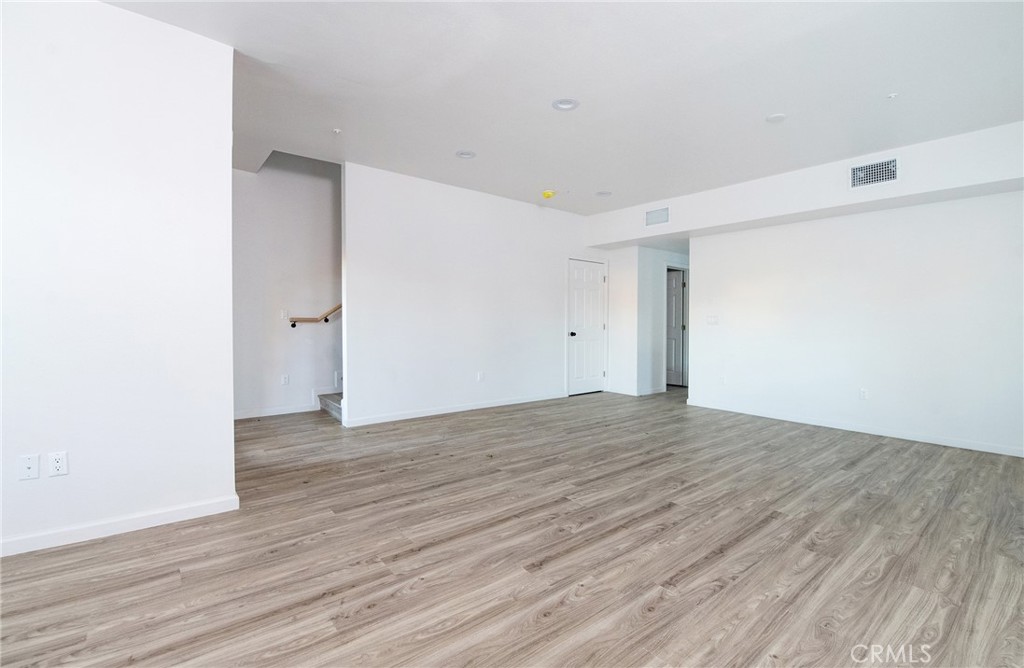 5510 E Los Angeles Avenue 3 Property Photo 27