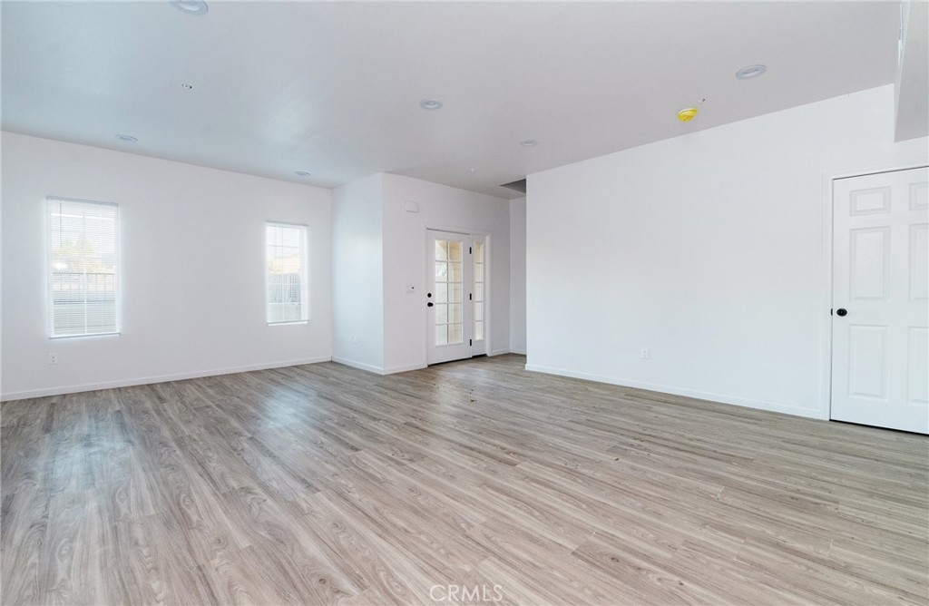 5510 E Los Angeles Avenue 3 Property Photo 28