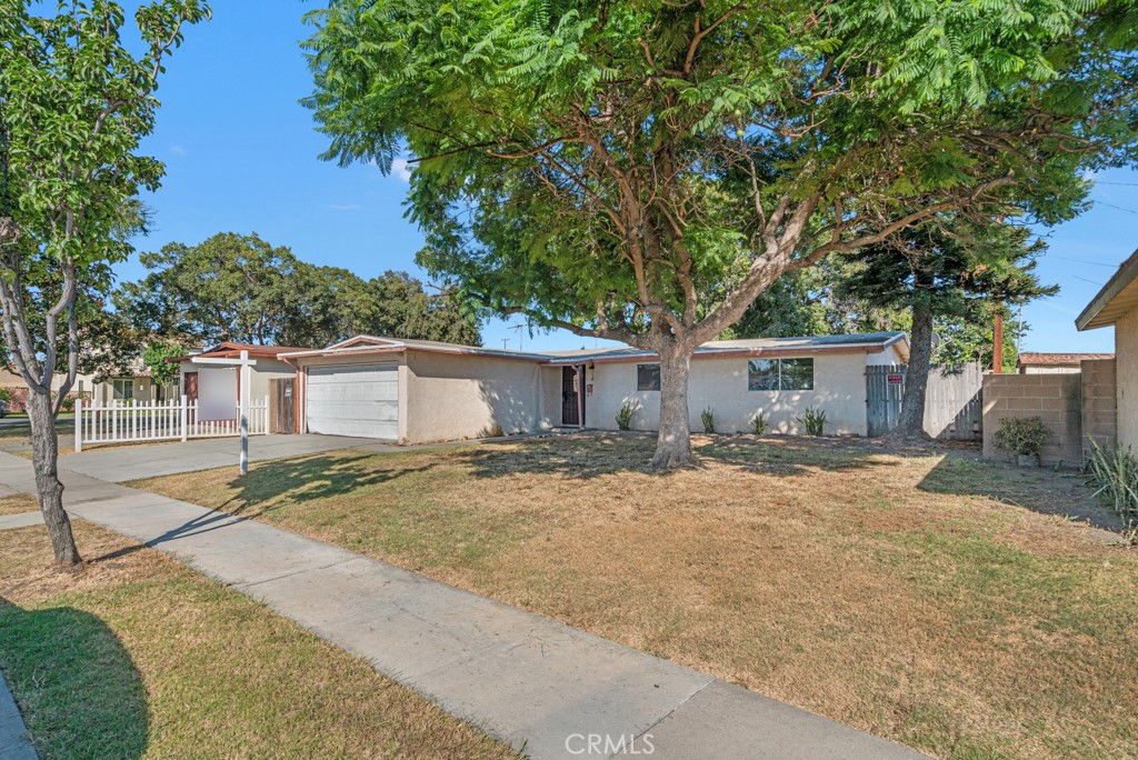2540 W Picadilly Way Property Photo 2