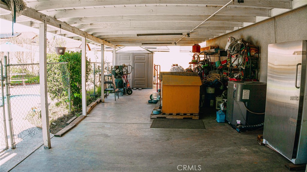 862 N Martin Street Property Photo 12