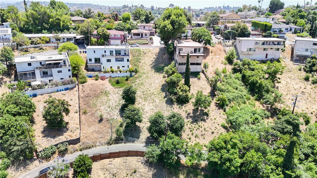 5011 La Calandria Property Photo 2