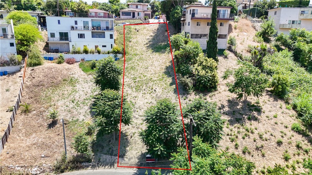 5011 La Calandria Property Photo 7