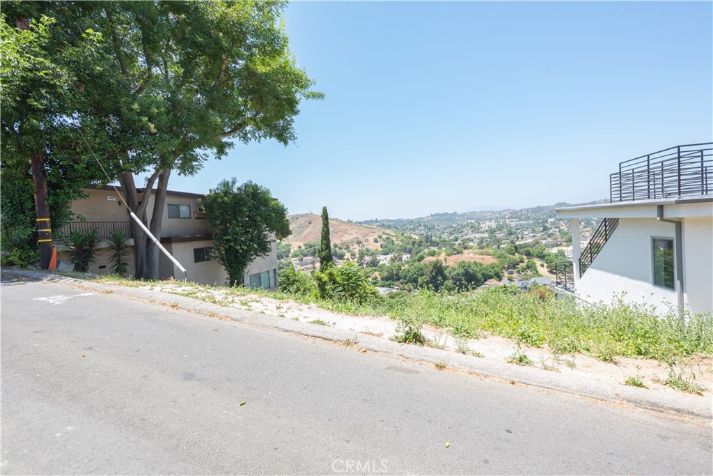 5011 La Calandria Property Photo 23