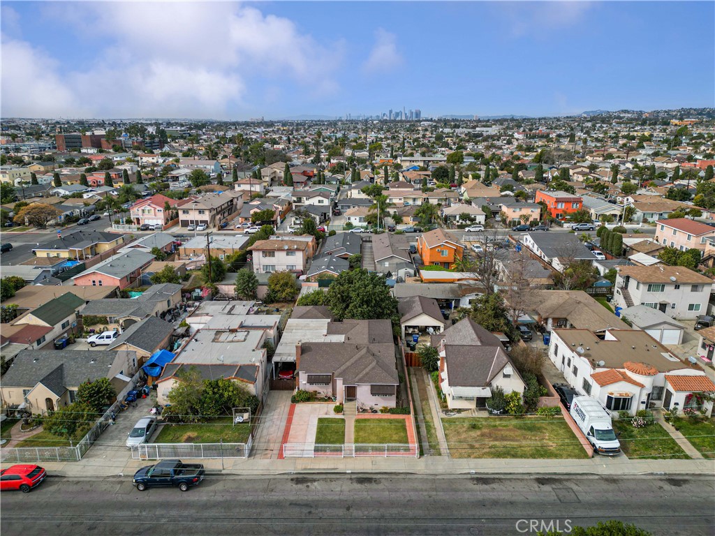 659 S Gerhart Avenue Property Photo 10