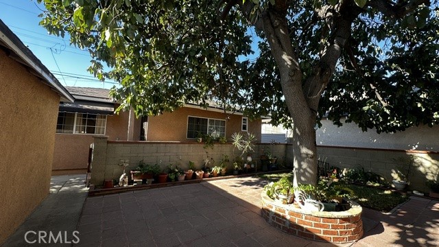 659 S Gerhart Avenue Property Photo 21