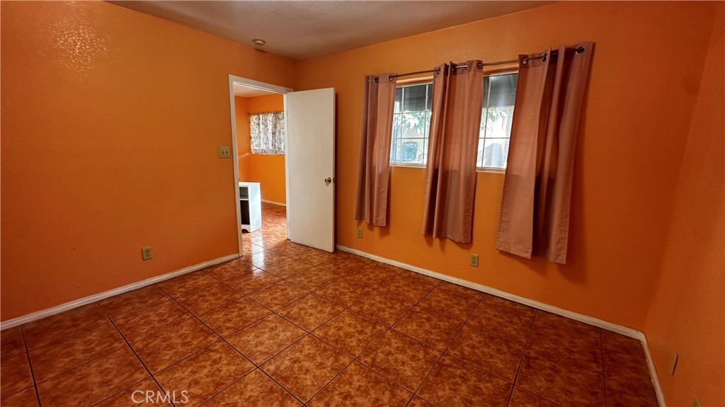 659 S Gerhart Avenue Property Photo 27