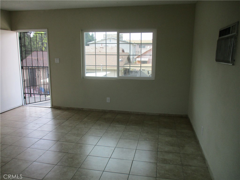 3149 E Cesar E. Chavez Avenue Property Photo 5