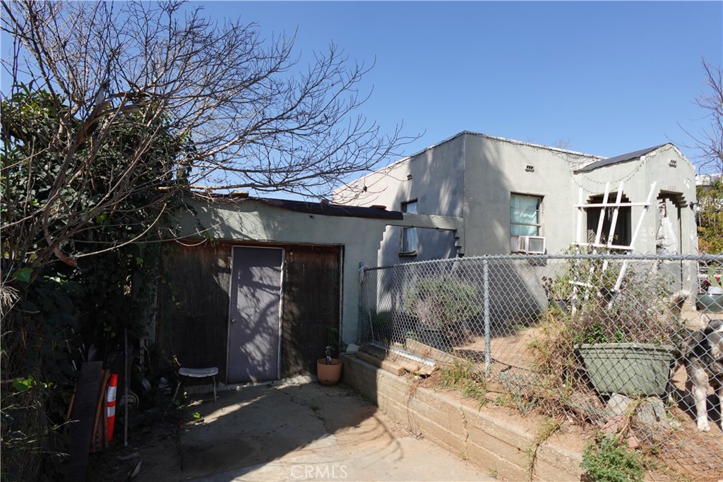 1023 De Garmo Drive Property Photo