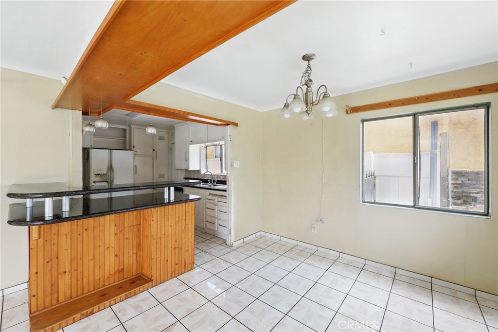 265 E Ellis Street Property Photo 12