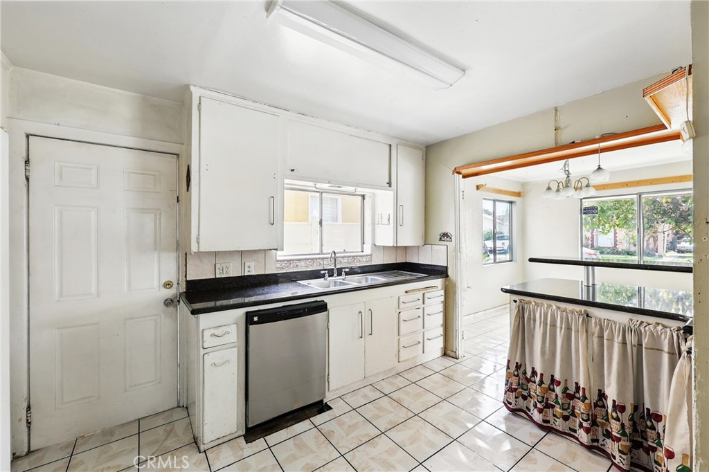 265 E Ellis Street Property Photo 15