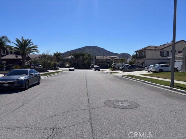 10832 10832 Saffron St. Property Photo 4