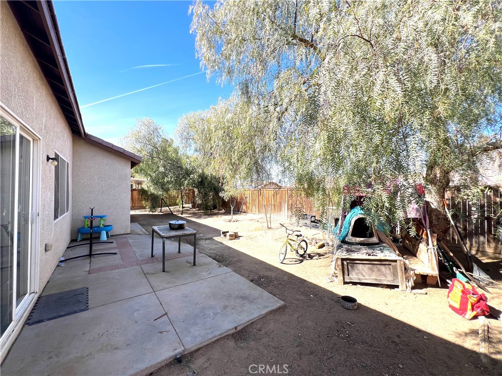 10886 Thorndale Street Property Photo 6