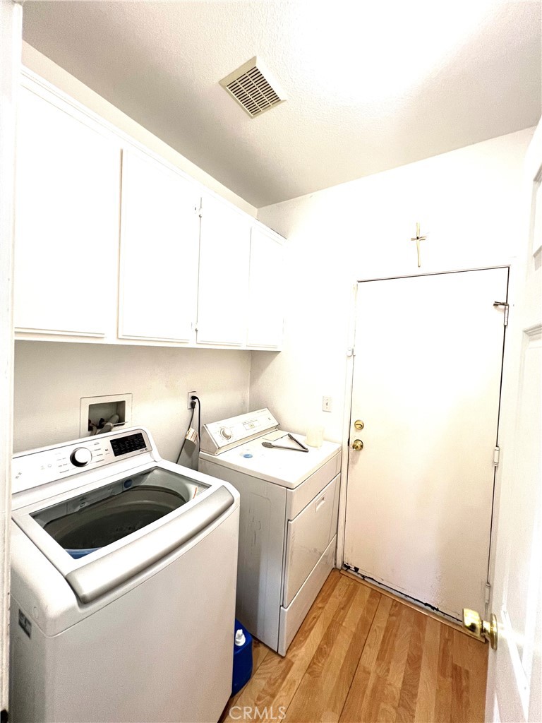 10886 Thorndale Street Property Photo 19