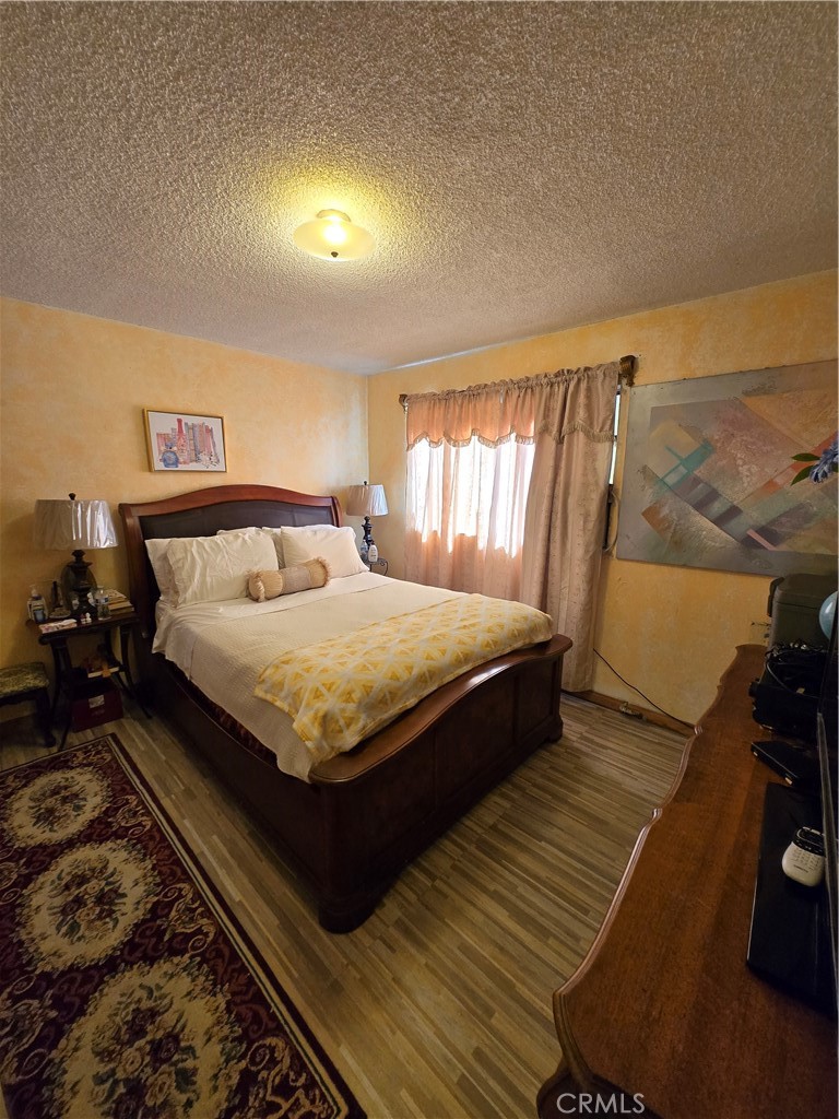 203 N Burlington Avenue 4 Property Photo 21