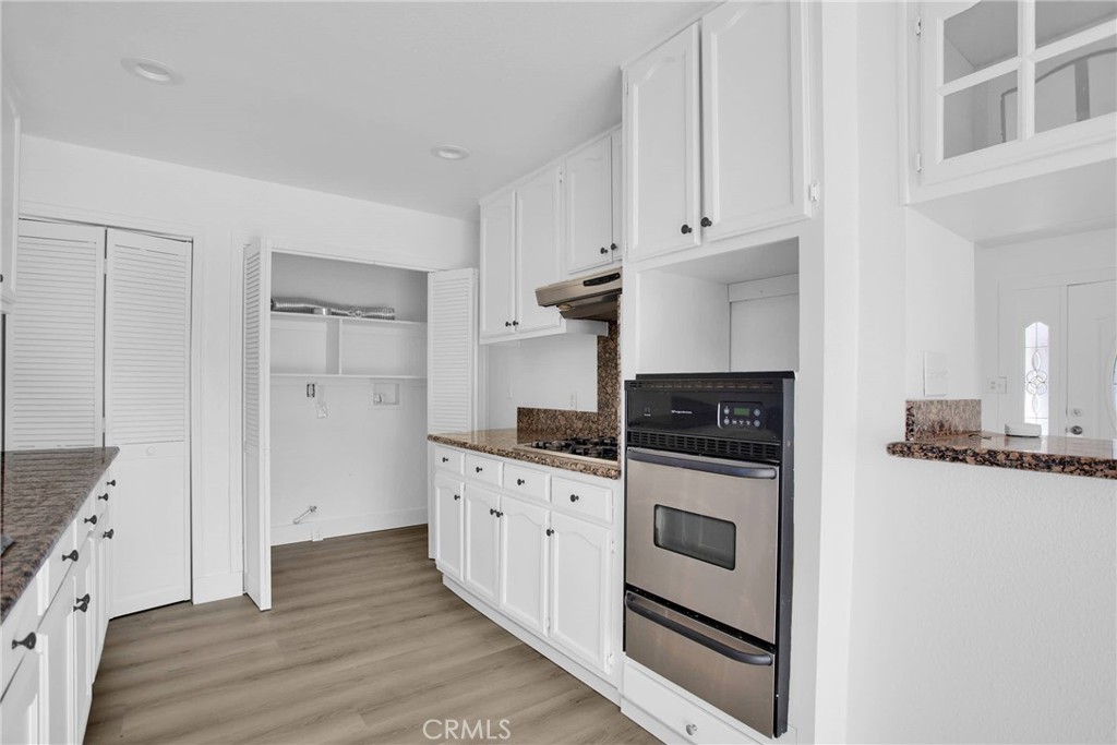 17833 Hercules Street Property Photo 8