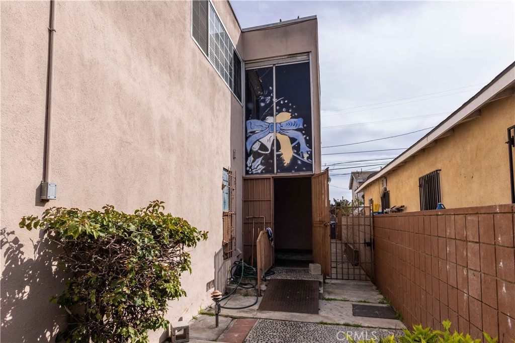 212 W 84th Street Property Photo 4