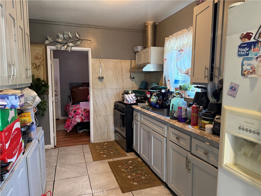 1844 E 62nd Street Property Photo 8