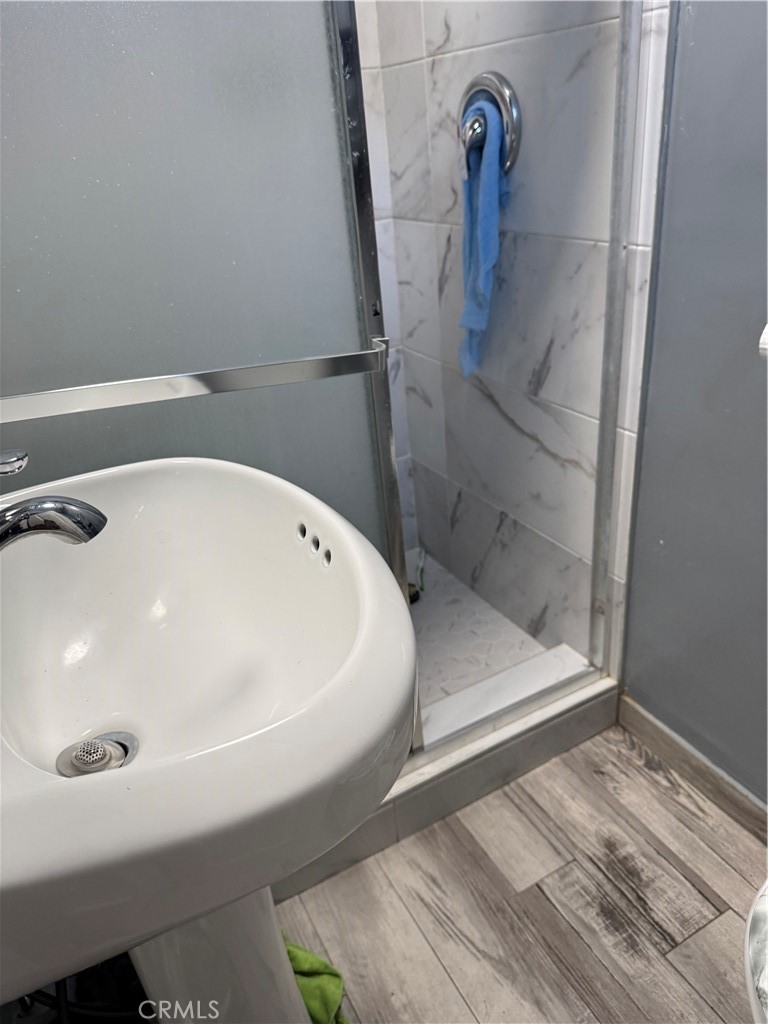 1844 E 62nd Street Property Photo 12