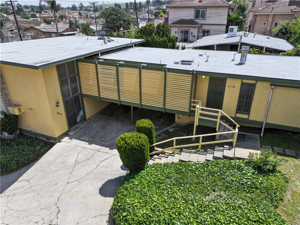 351 S Lincoln Avenue A & B Property Photo 4