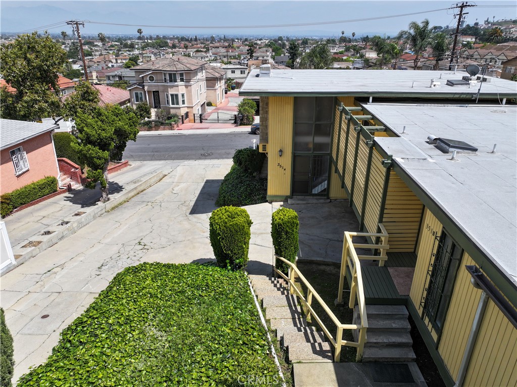 351 S Lincoln Avenue A & B Property Photo 6