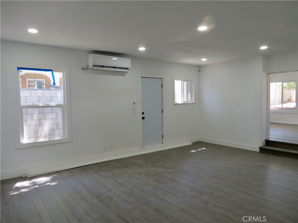 12218 Pearblossom Property Photo 5