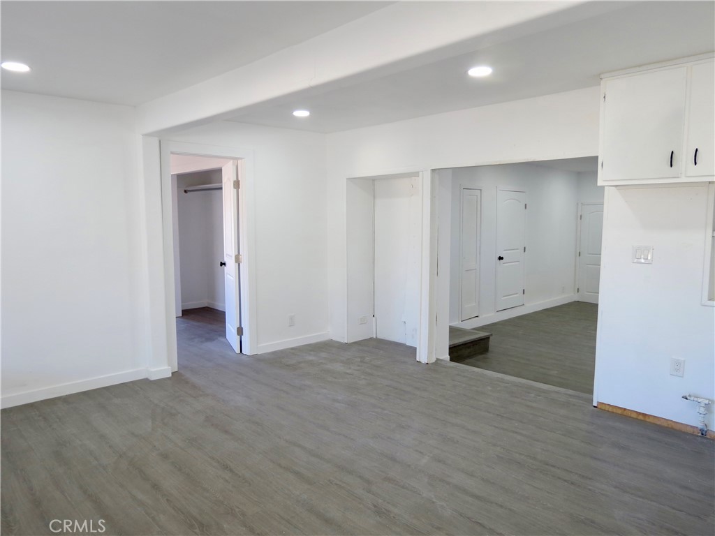 12218 Pearblossom Property Photo 6