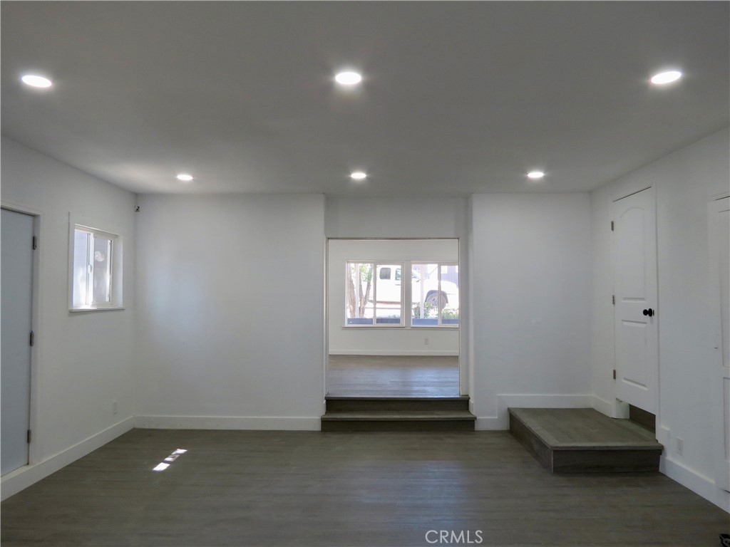 12218 Pearblossom Property Photo 8