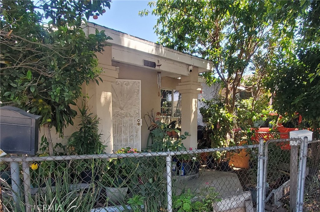 6300 Holmes Avenue Property Photo