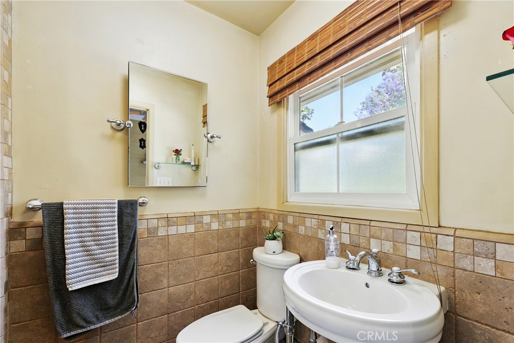 7604 Forest Avenue Property Photo 24