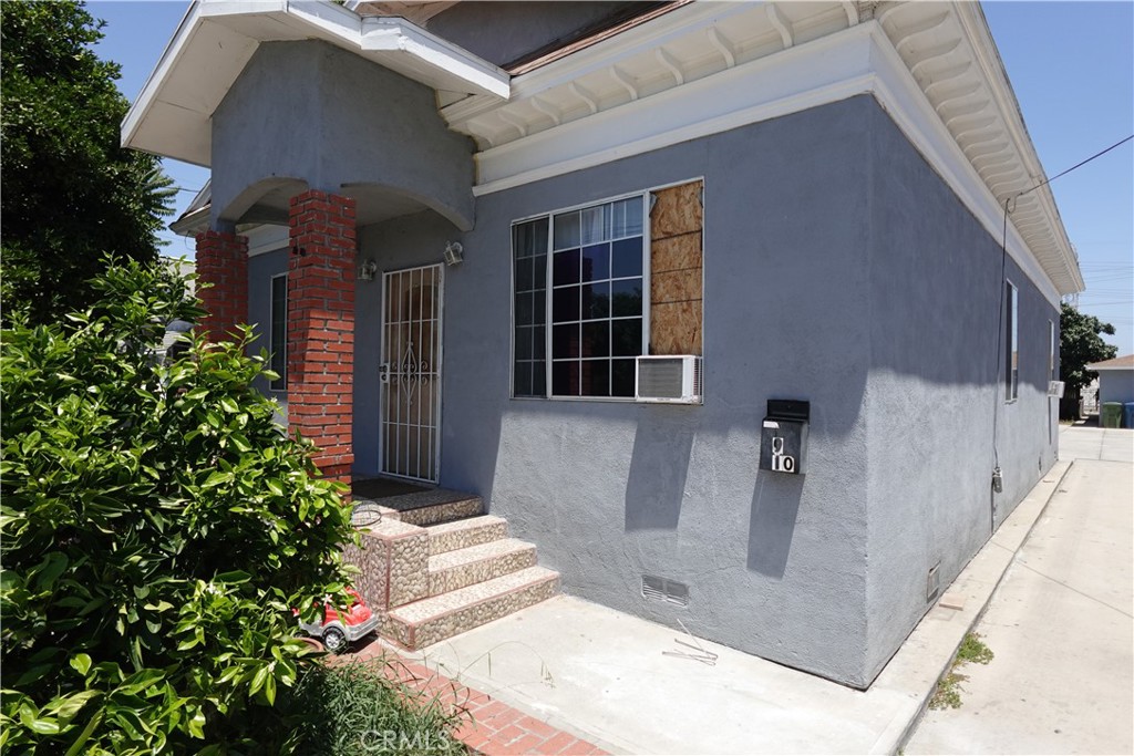 6910 Chanslor Avenue Property Photo 1