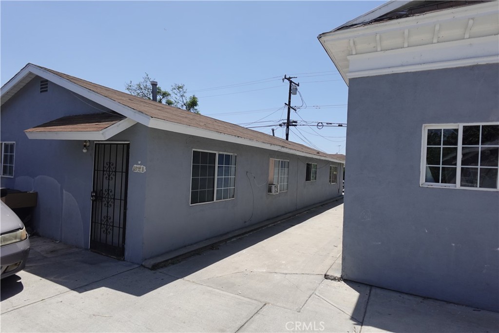 6910 Chanslor Avenue Property Photo 2