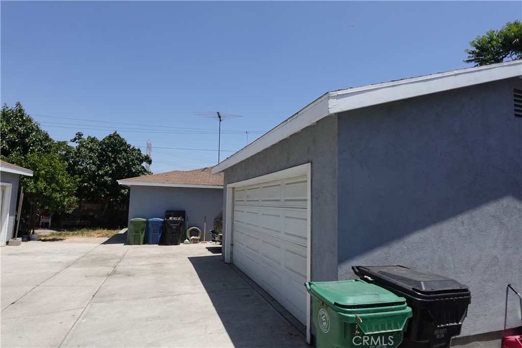 6910 Chanslor Avenue Property Photo 3
