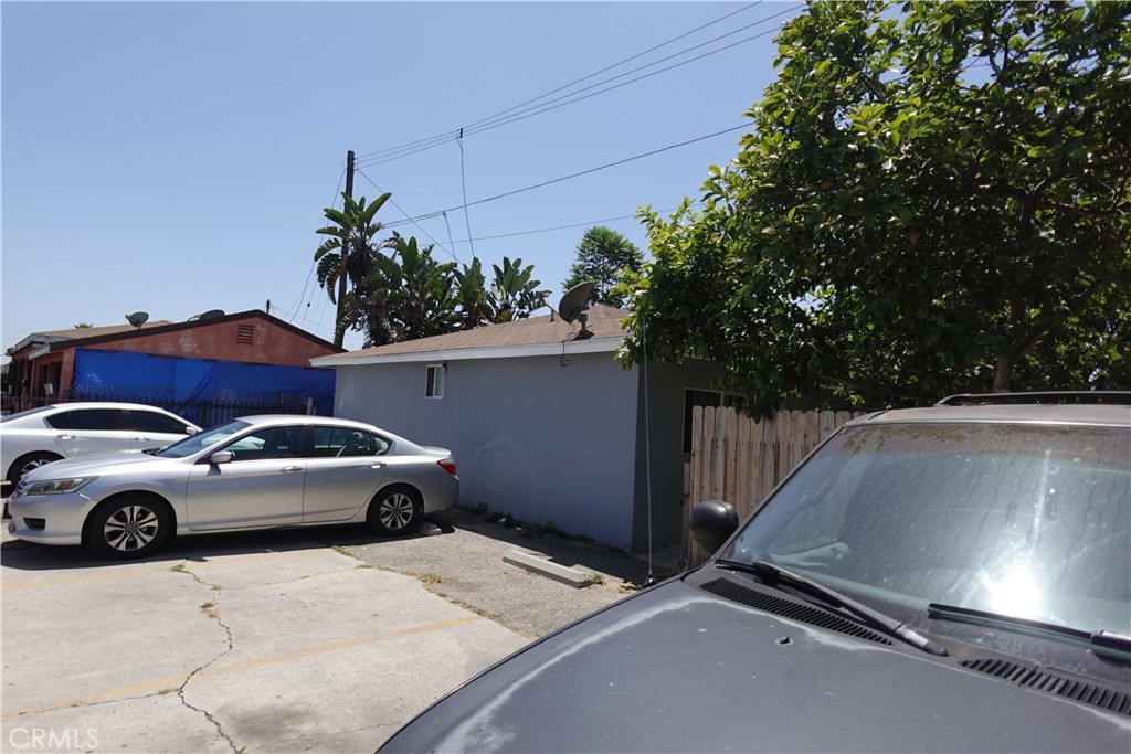 6910 Chanslor Avenue Property Photo 7