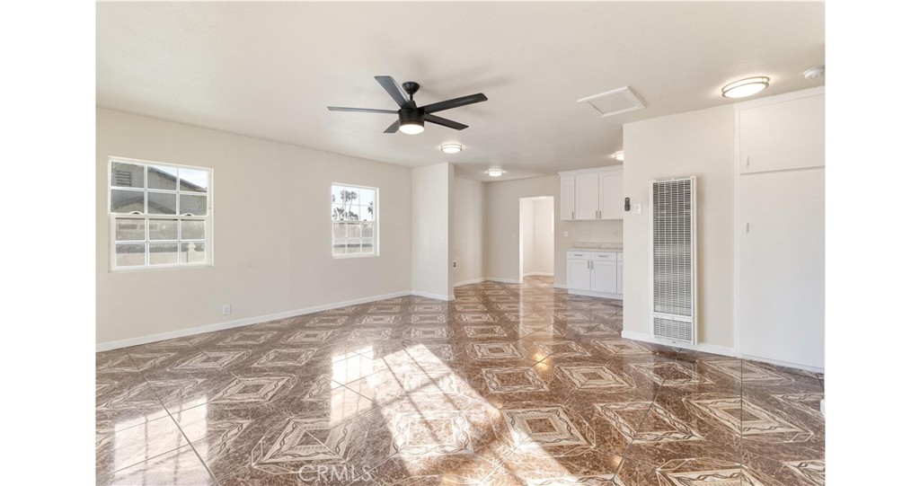 17055 San Bernardino Avenue Property Photo 3